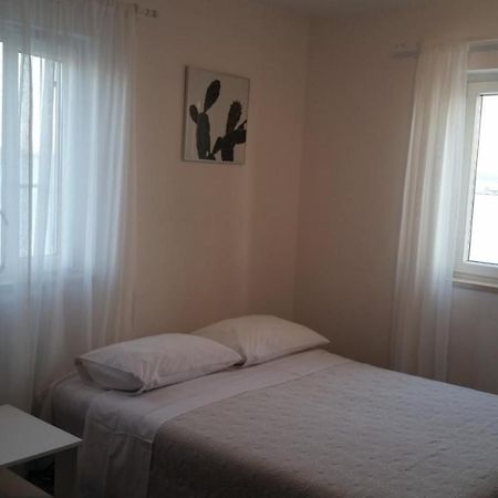 Apartman Pape Pakoštane Exteriör bild